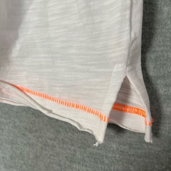 Lisa Todd Pocket Full Rainbow Embroidered Tee Womens Medium White Crew T-Shirt - Picture 5 of 12